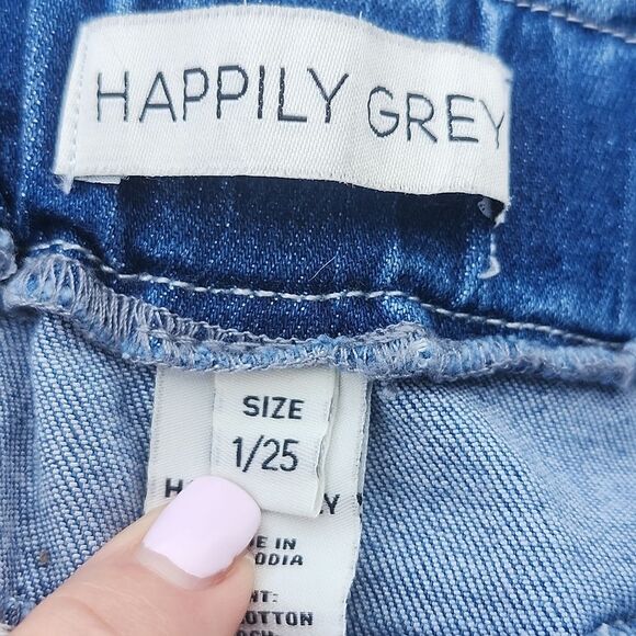 Happily Grey Ultra High Waist Paper Bag Waist Cuffed Denim Shorts, 1/25 - Picture 4 of 6